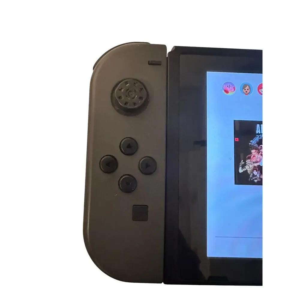 Nintendo Switch HAC-001 Console Bundle Dock Charger Grip Joy-Cons Read